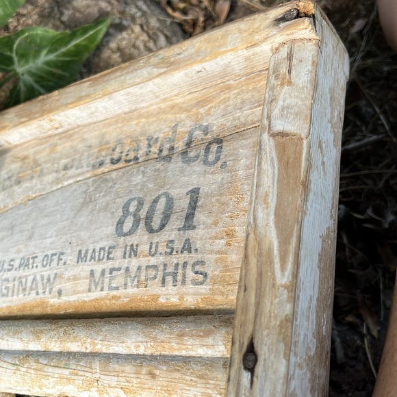 Antique washboard - Picture 4 of 5